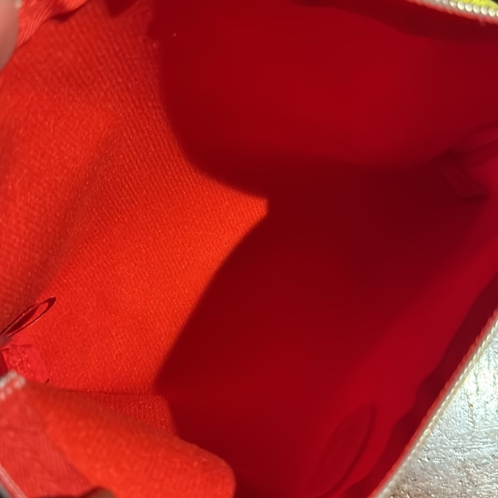 Shiseido Red & Gold Makeup Toiletry Bag NEW clutch wristlet - Picture 8 of 8
